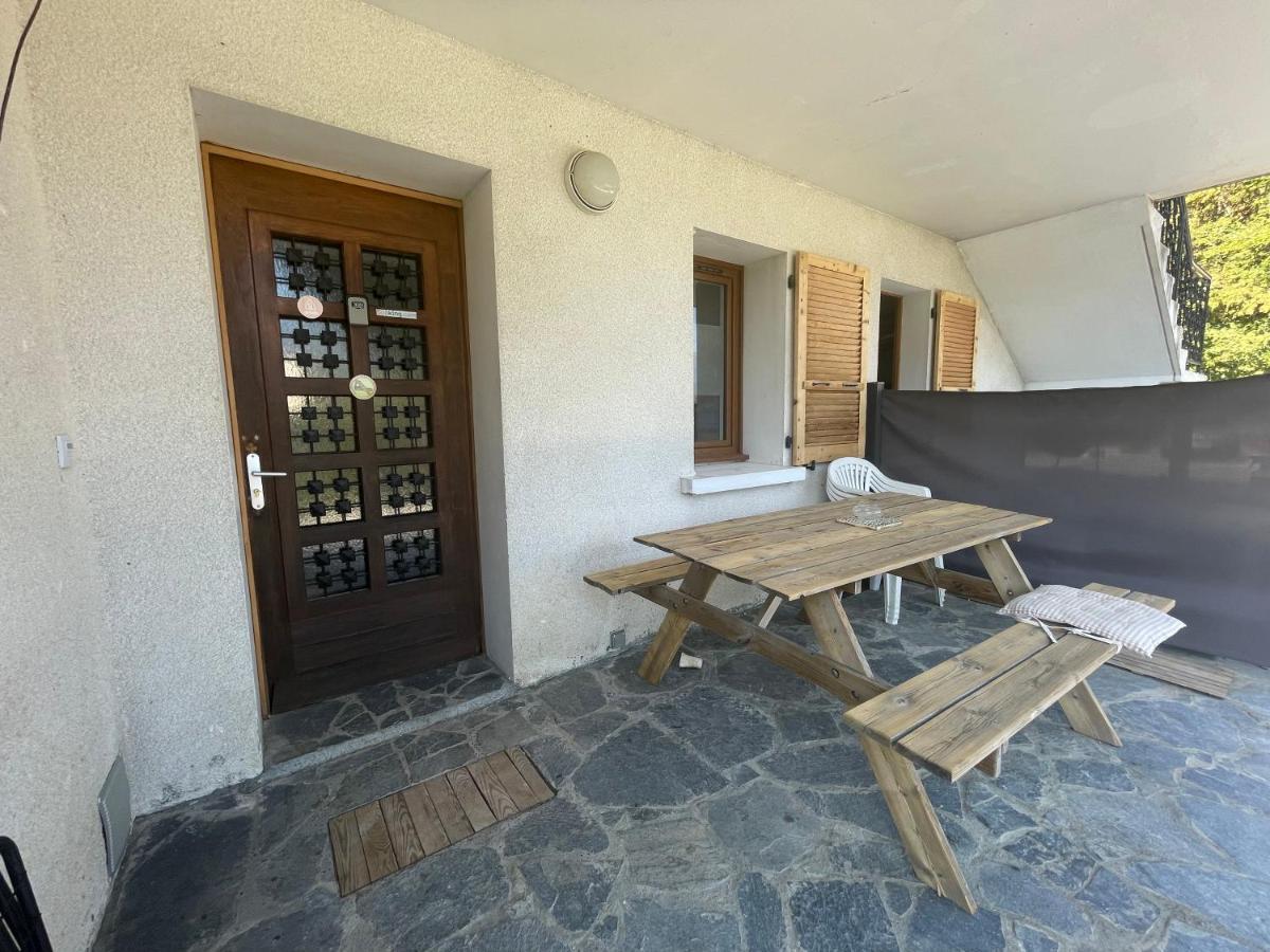 Petit Logement Cosy Dans Maison Au Calme Verrens-Arvey المظهر الخارجي الصورة